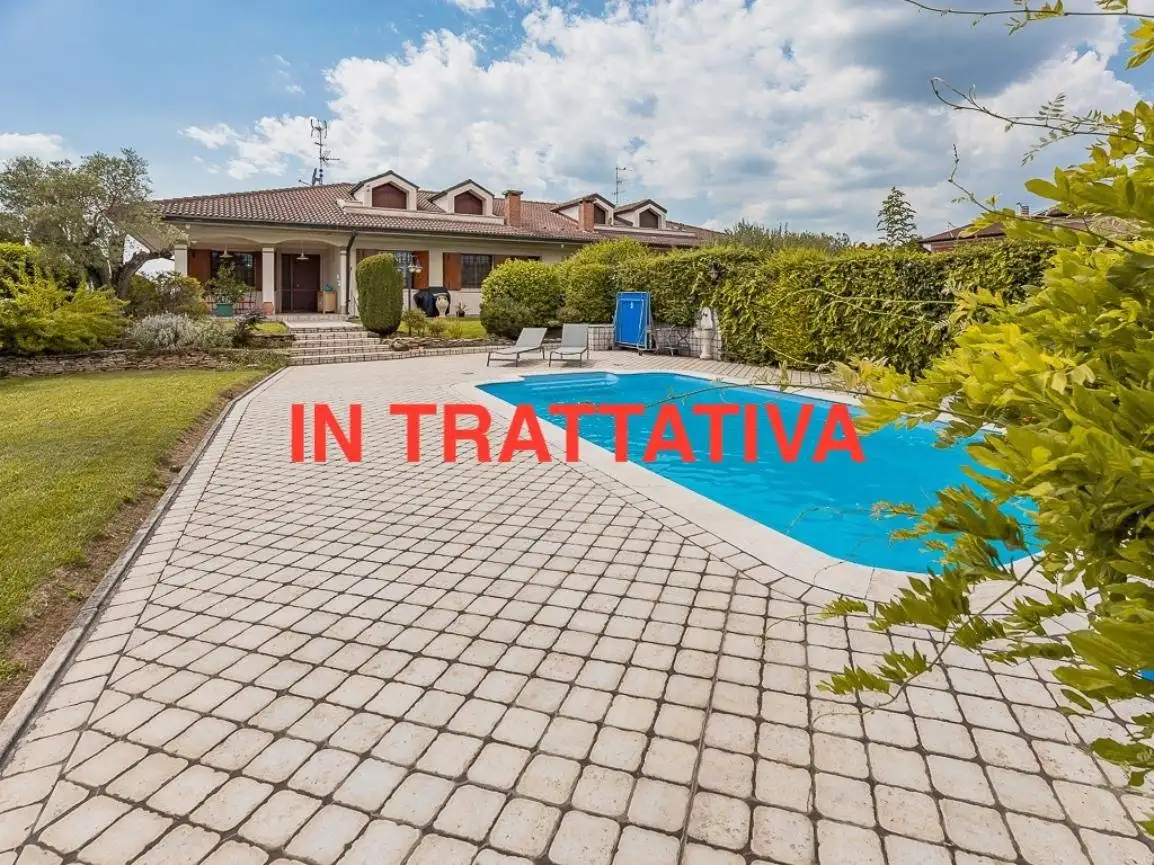 Villa in vendita a Vigasio