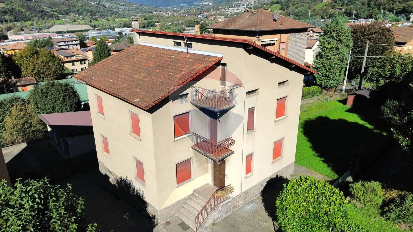 Villa bifamiliare 410 m², Centro, Breno - foto 2