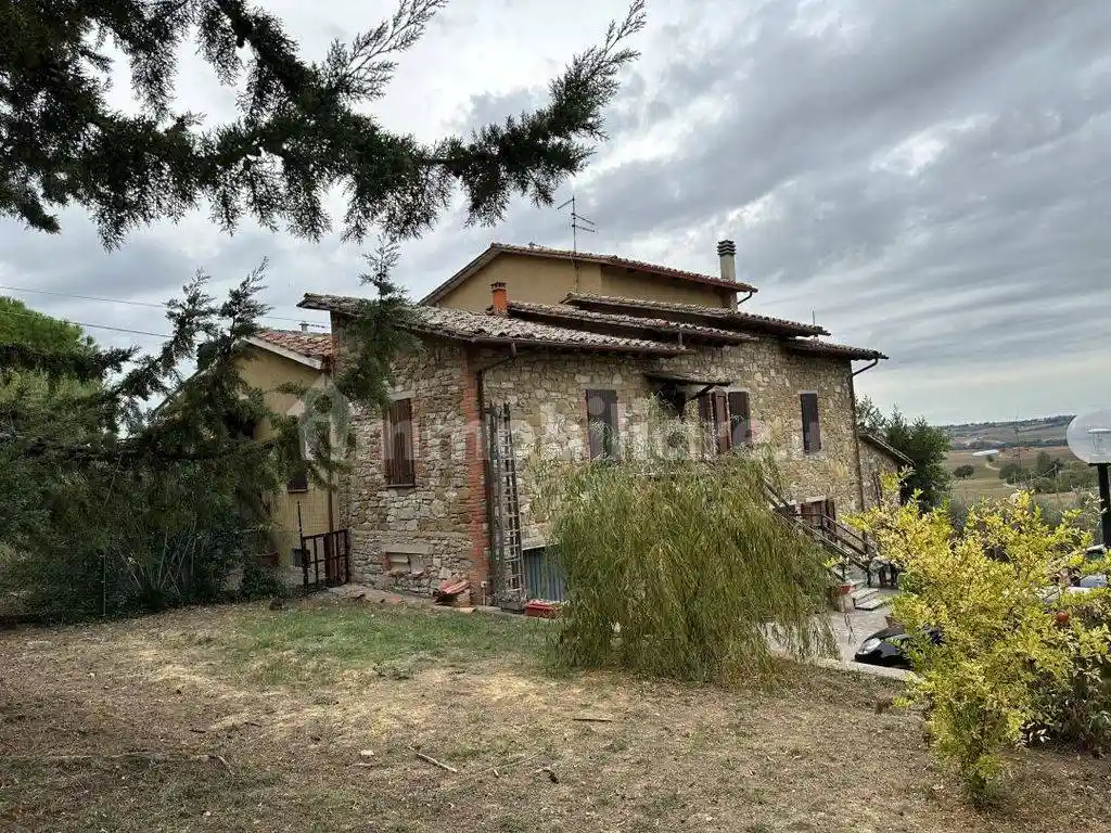 Rustico - Casale in vendita a Paciano