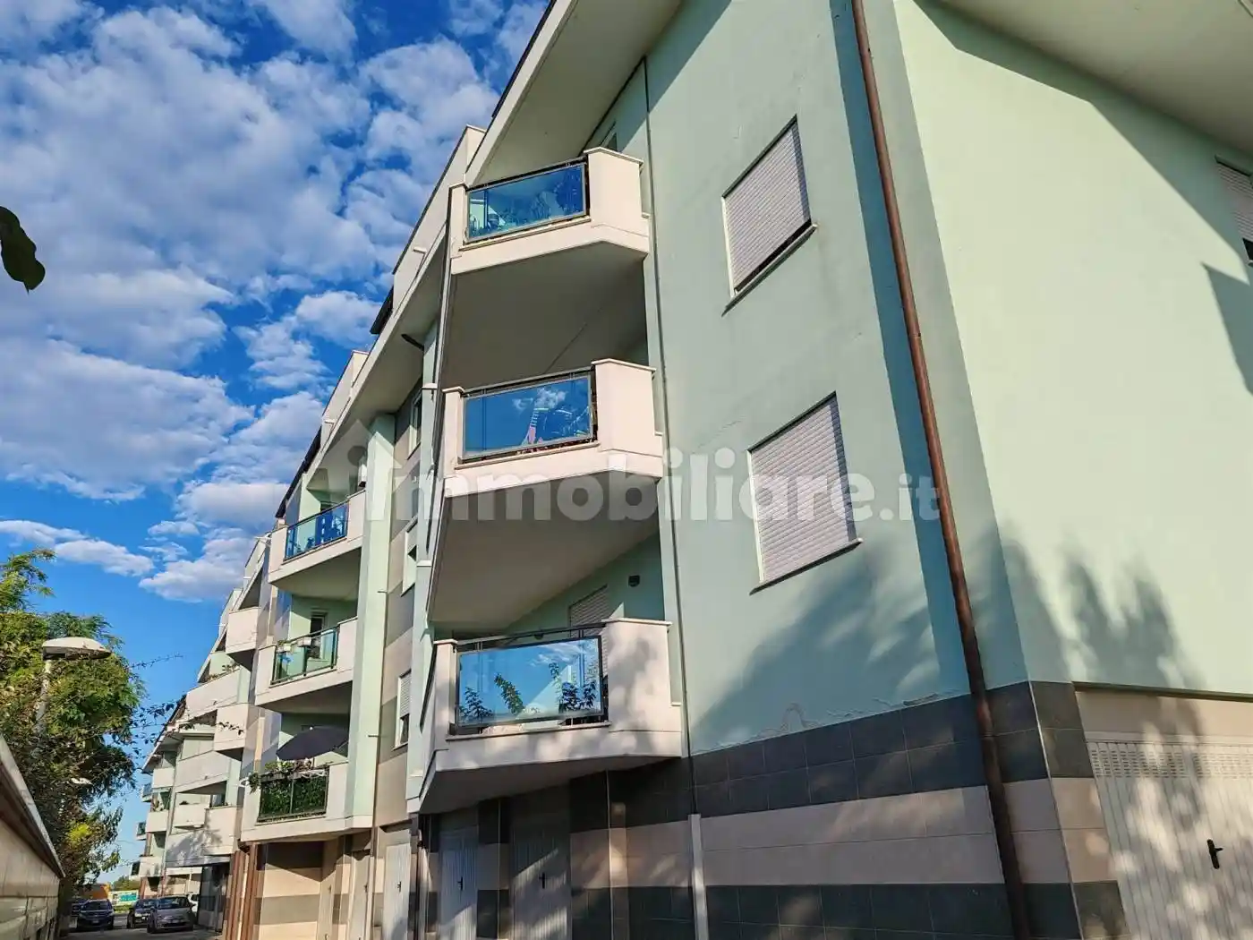 Appartamento buono stato, su più livelli, Marina, Città Sant'Angelo - foto 2