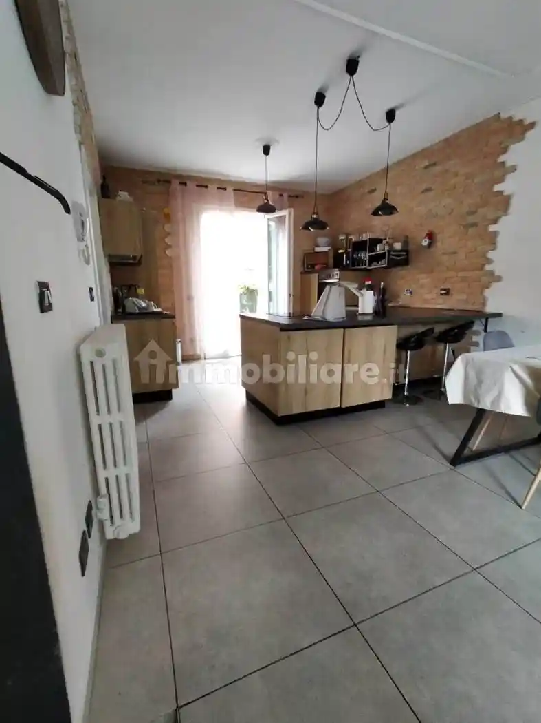 Trilocale ottimo stato, piano terra, Villaggio Badia, Brescia - foto 3