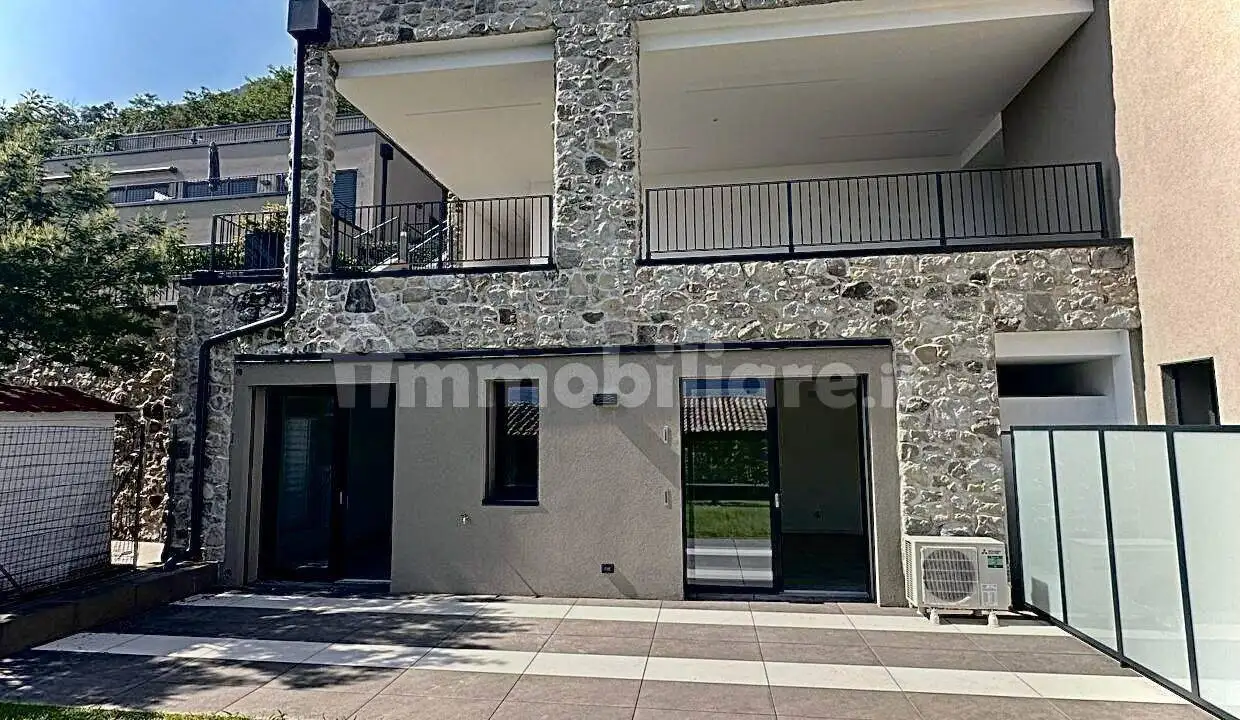 Appartamento in vendita a Gera Lario
