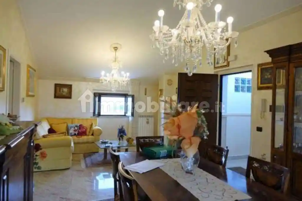 Villa unifamiliare, buono stato, 330 m², Cossignano - foto 3