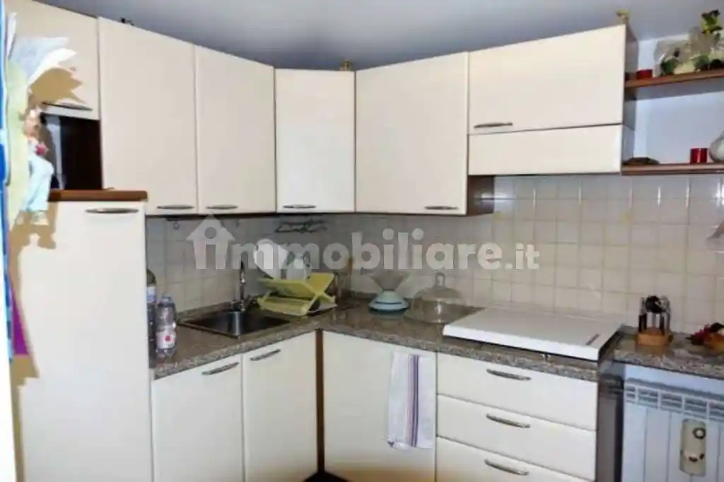 Villa unifamiliare, buono stato, 330 m², Cossignano - foto 4