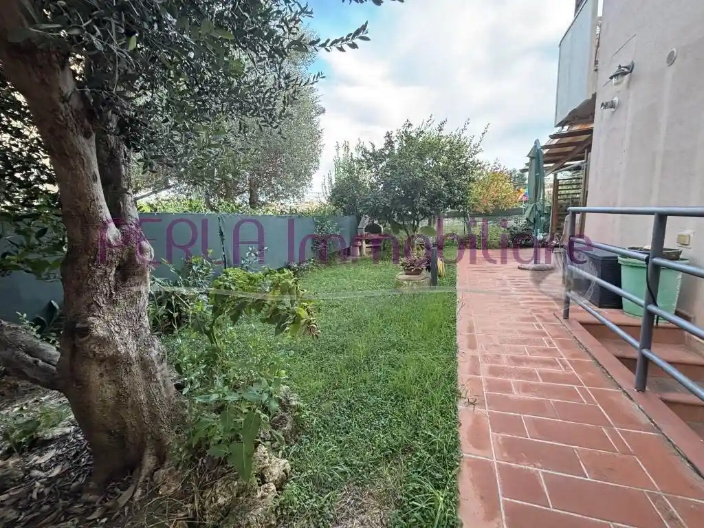 Casa indipendente in vendita a Follonica