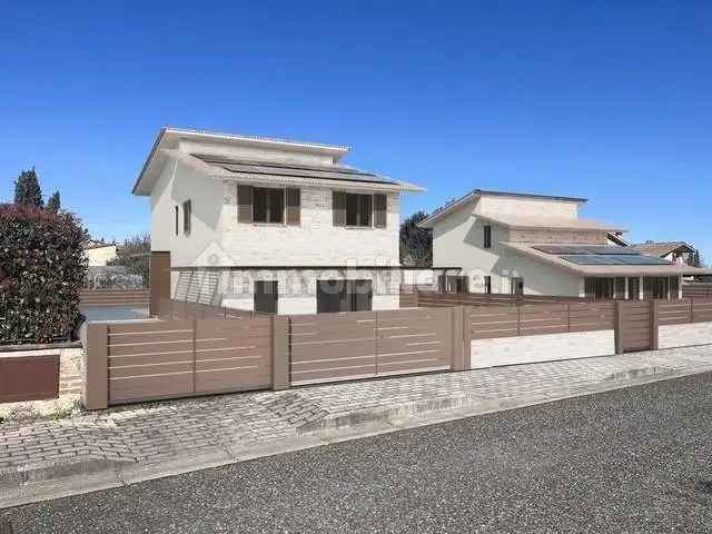 Casa indipendente in vendita a Colle di Val d'Elsa