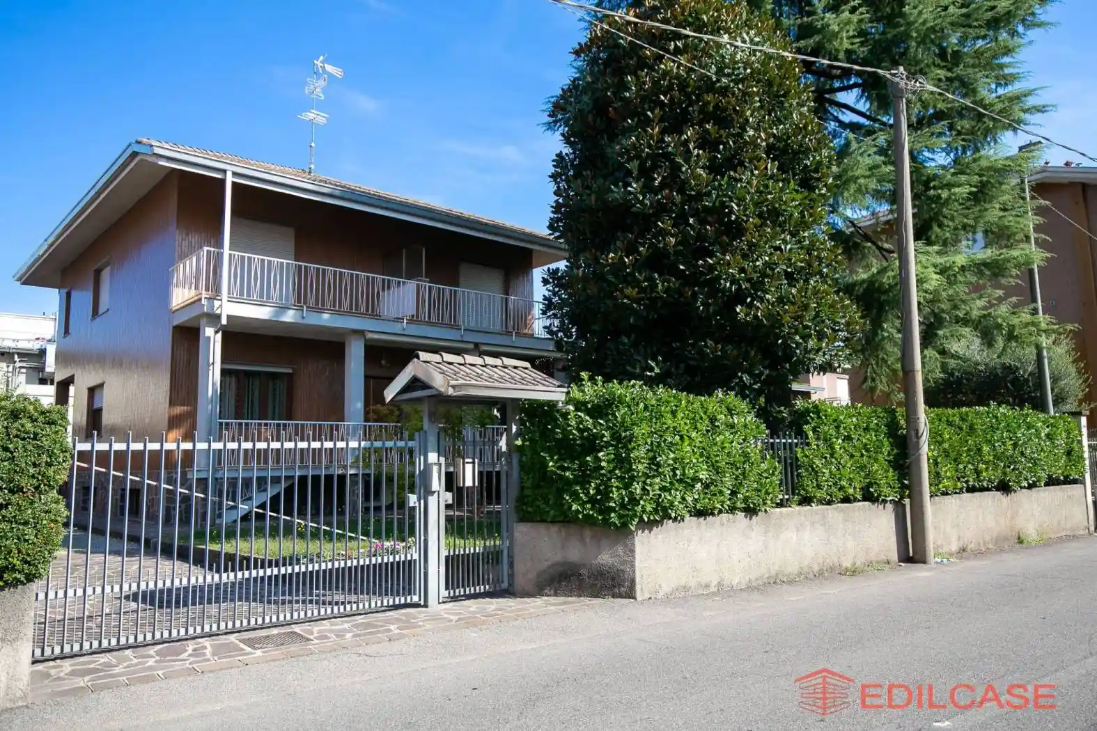 Villa in vendita a Paderno Dugnano