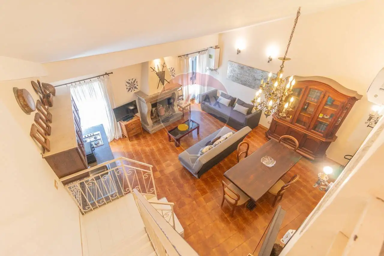 Casa indipendente in vendita a Viterbo