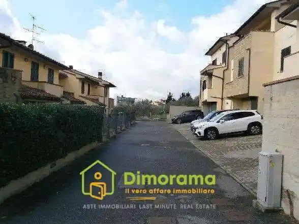 Appartamento in vendita a Greve in Chianti