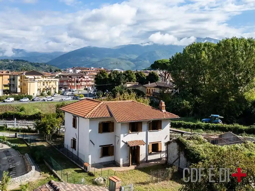 Villa in vendita a Rieti