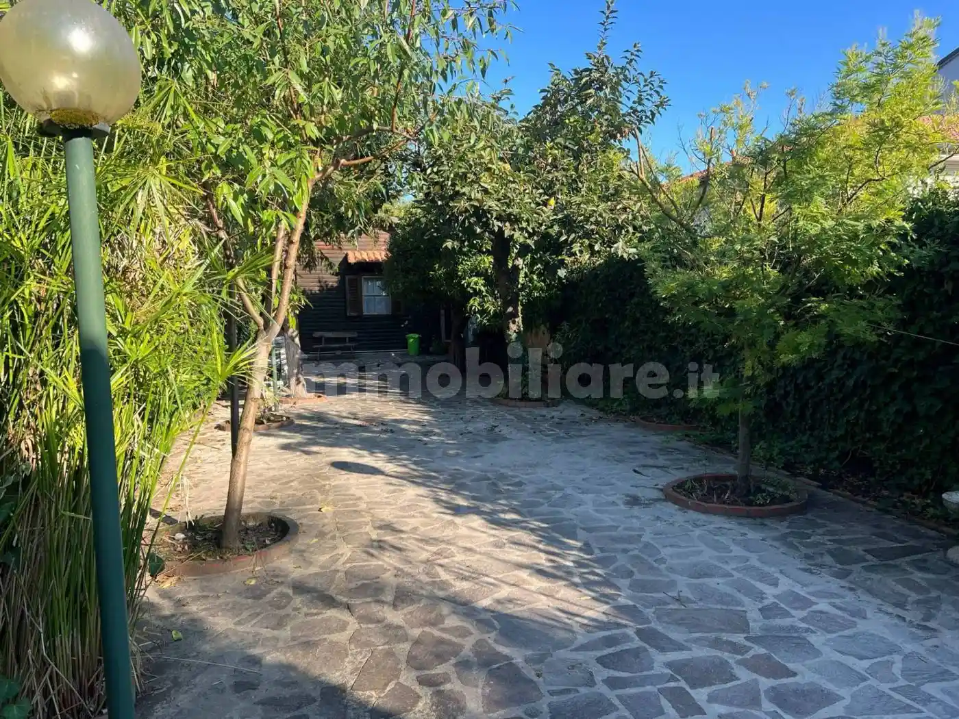 Casa indipendente in affitto a Pisa