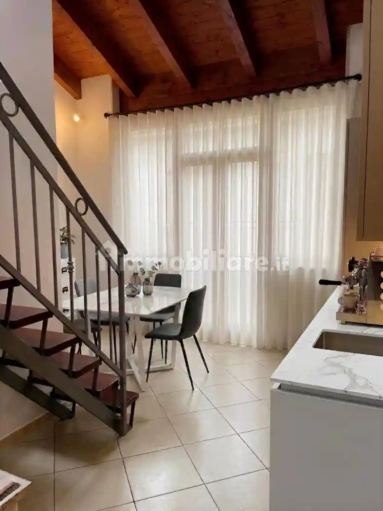 Casa indipendente in affitto a Altamura