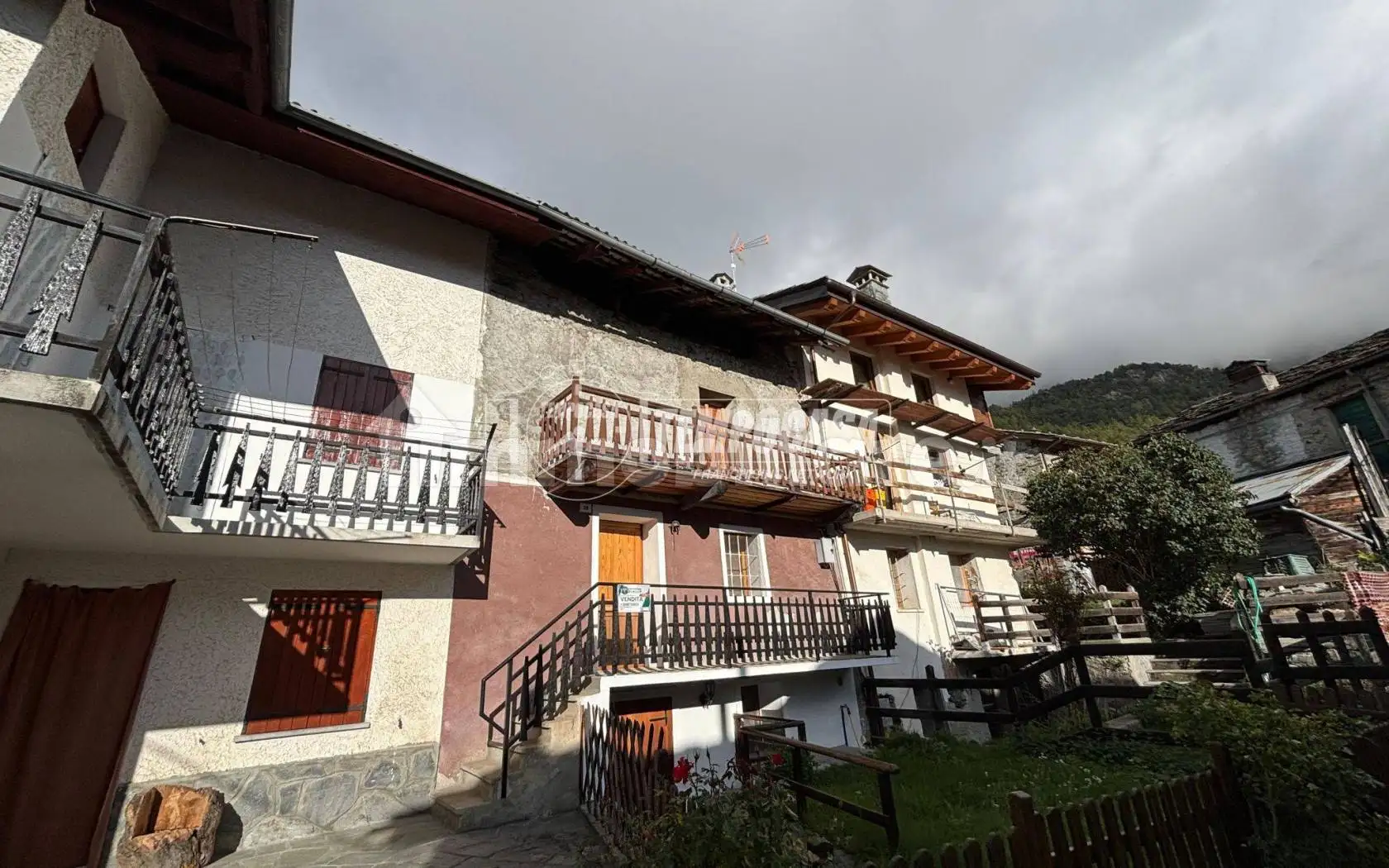 Bilocale frazione Eresaz 43, Eresaz, Sommarèse, Emarèse - foto 3