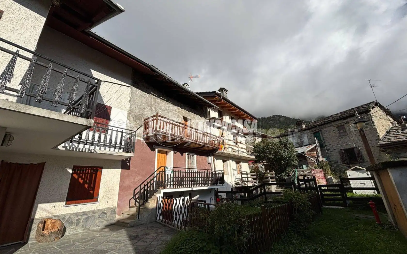 Bilocale frazione Eresaz 43, Eresaz, Sommarèse, Emarèse - foto 5