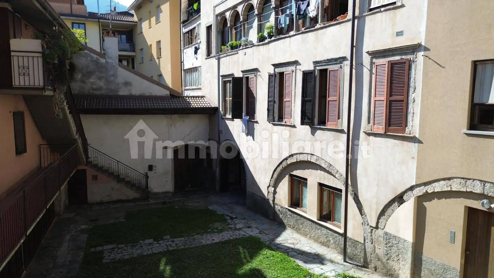 Appartamento in vendita a Gazzaniga