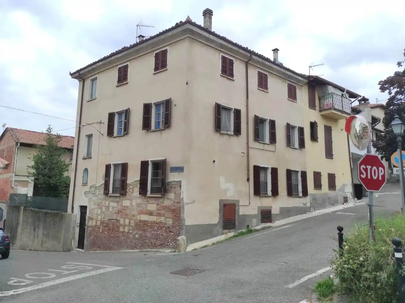 Casa indipendente in vendita a Tortona