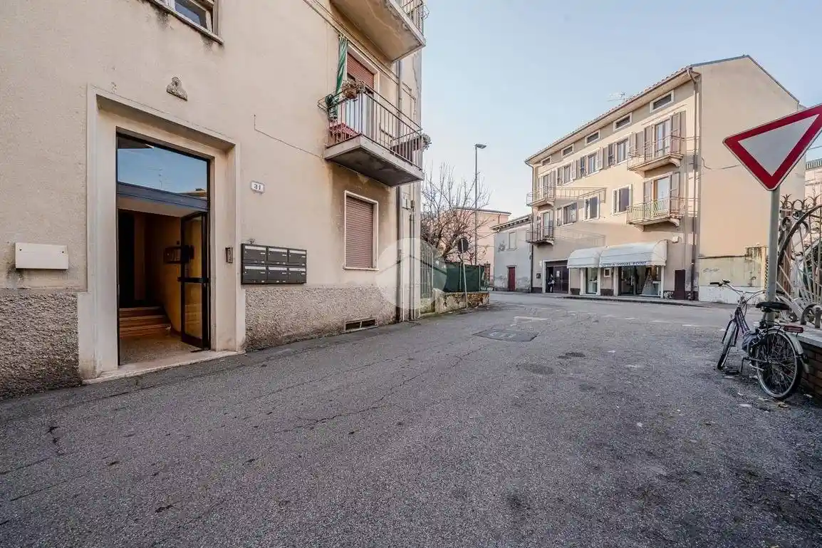 Trilocale via Arnaldo da Brescia 31, Porto San Pancrazio, Verona - foto 2