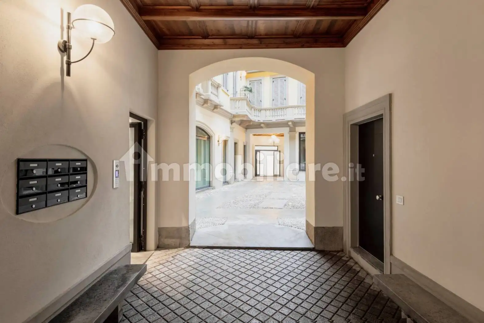 Penthouse - Attic in vendita a Milan