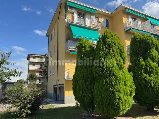 Appartamento in vendita a Lungavilla