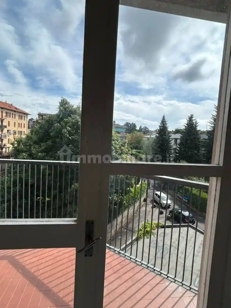 Trilocale via Carlo Goldoni, Bosto, Varese - foto 5