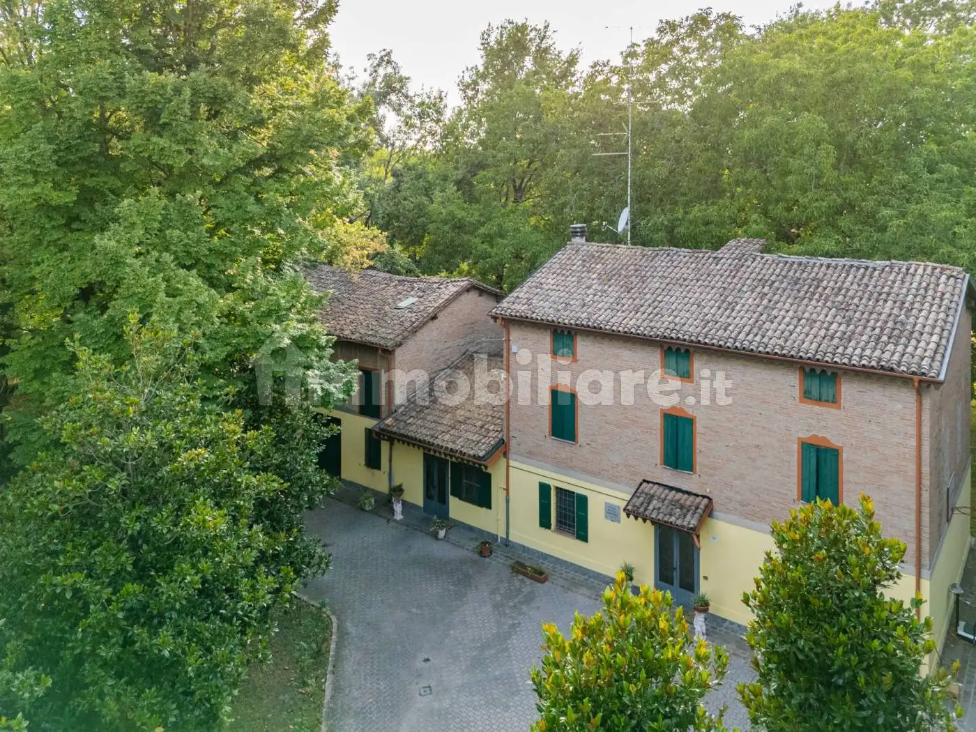 Villa in vendita a Modena