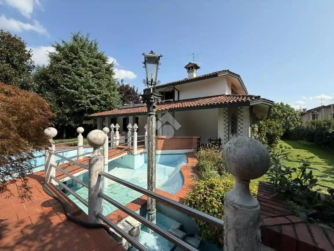 Villa - foto 5