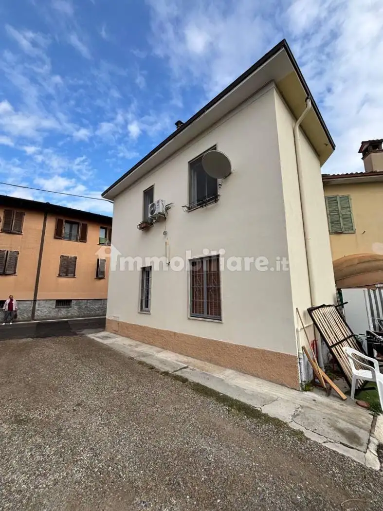 Villa unifamiliare via Trento e Trieste, Centro, Crespiatica - foto 3