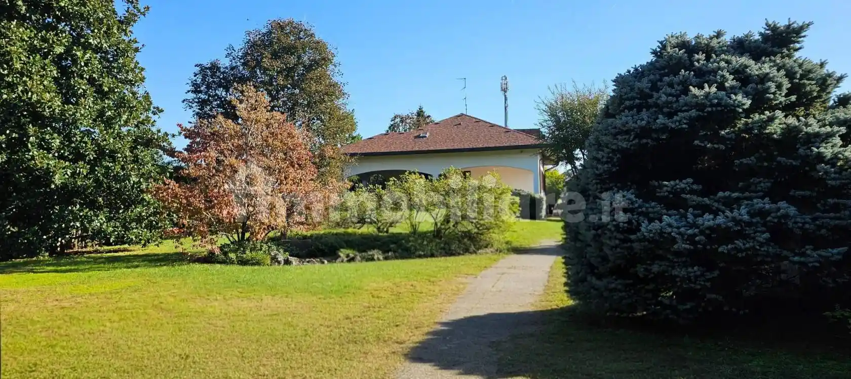 Villa in vendita a Rescaldina