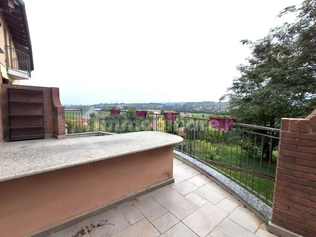 Appartamento in vendita a Montebello della Battaglia