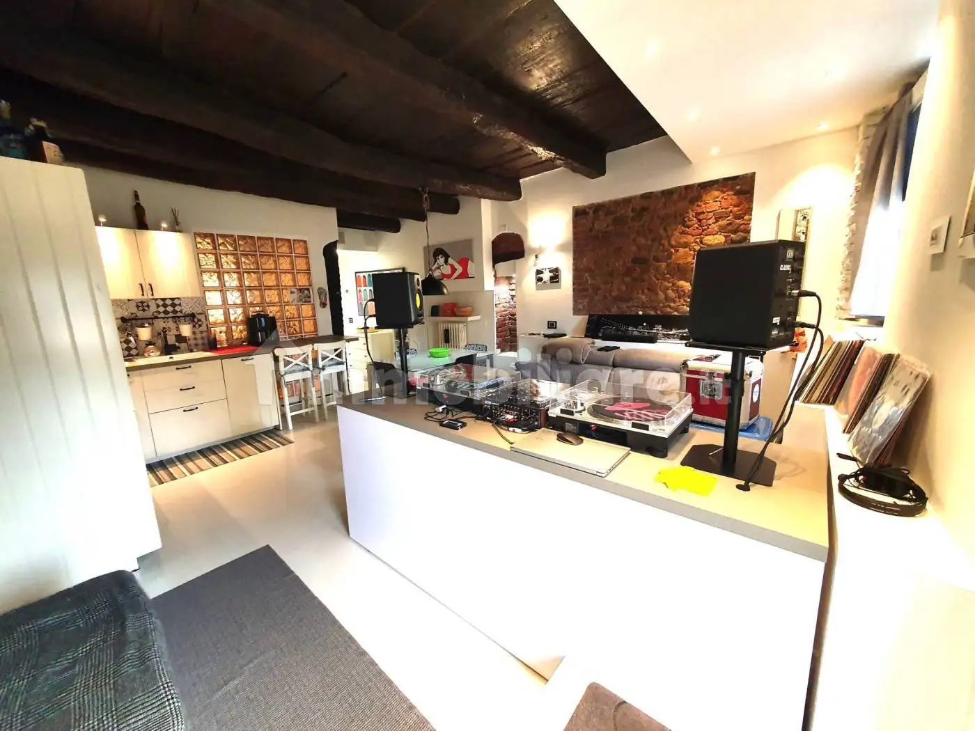 Bilocale piazza Giacomo Matteotti, Divignano - foto 3