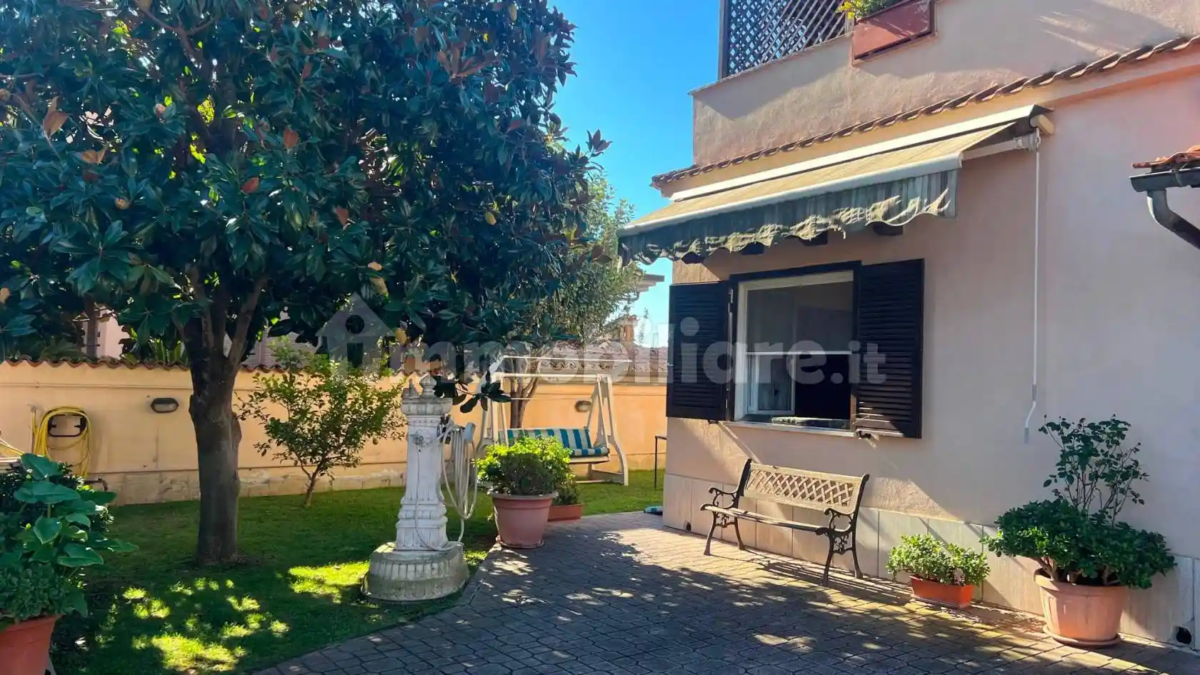 Villa in vendita a Pomezia