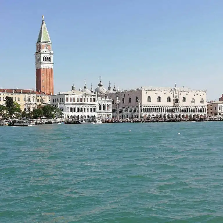 Palazzo - Edificio in affitto a Venezia