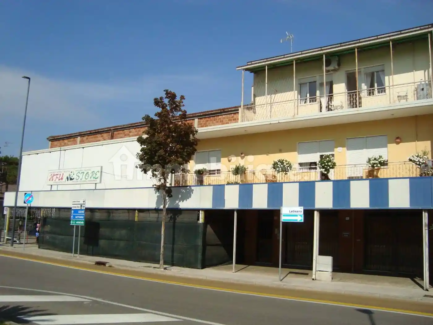 Palazzo - Edificio in vendita a Lignano Sabbiadoro