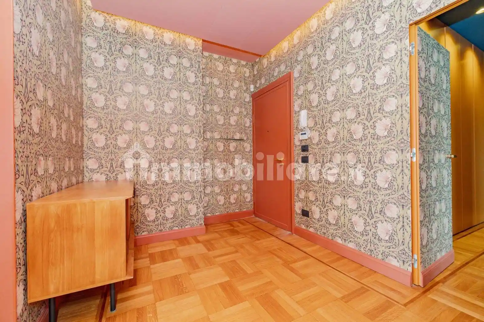 Appartamento via Roberto Sarfatti 7, Bocconi, Milano - foto 2