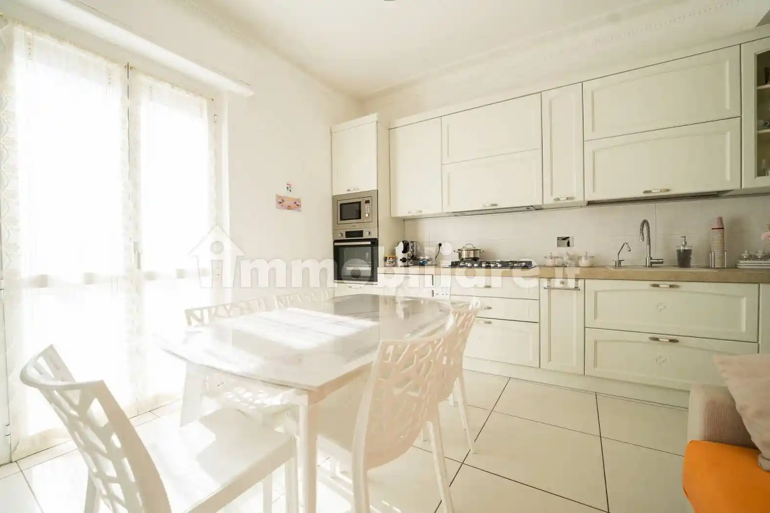 Appartamento in vendita a Pietrabruna