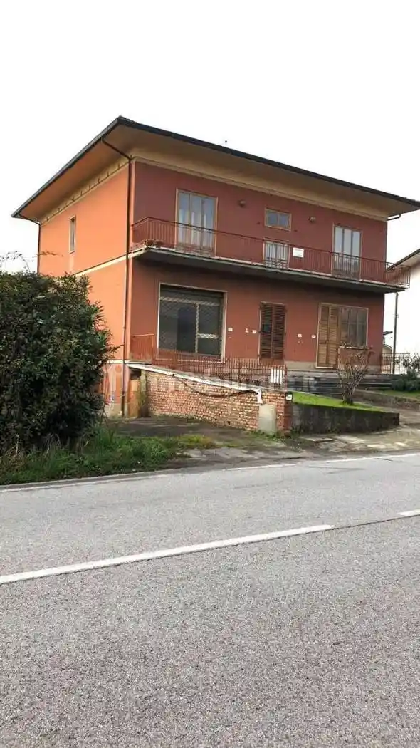 Villa in vendita a Monsummano Terme
