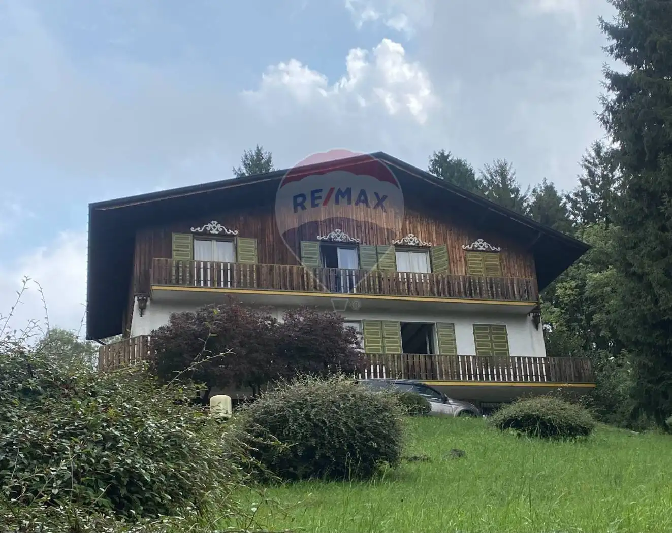 Villa in vendita a Selvino