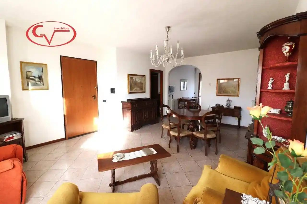 Appartamento in vendita a Montevarchi