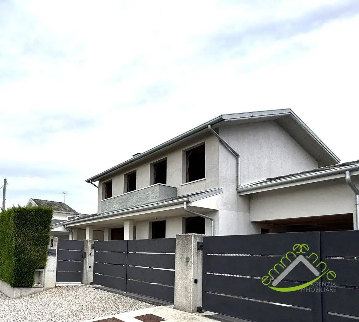 Villa in vendita a Campagna Lupia