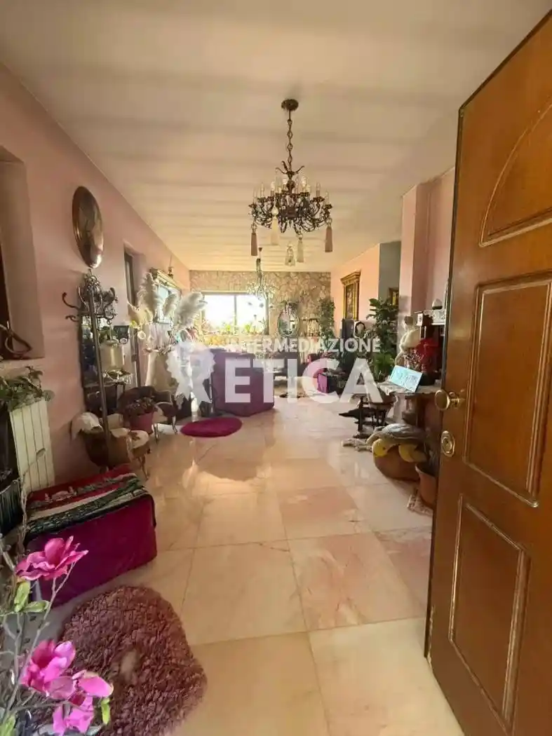 Villa in vendita a Aprilia