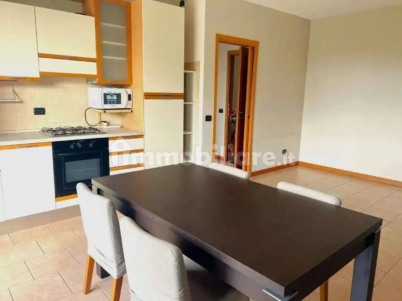 Bilocale viale Tazio Nuvolari, 3, Centro, Arese - foto 5