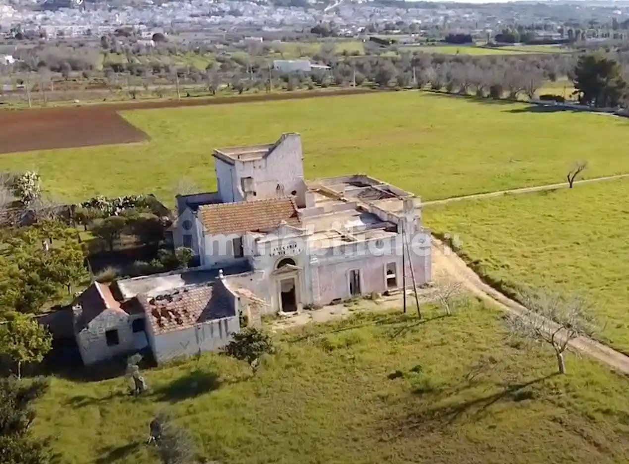 Villa in vendita a Matino