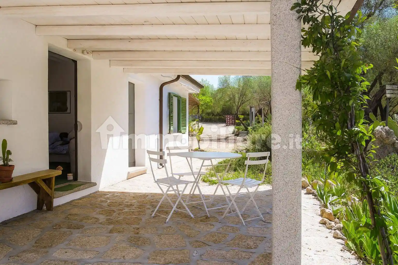 Villa unifamiliare via La Sarra di Lucani 9, San Giovanni, Sole Ruiu, Olbia - foto 3