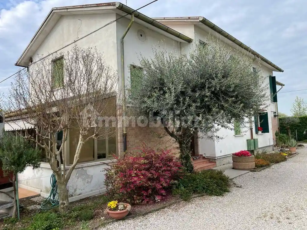 Villa in vendita a Maserada sul Piave