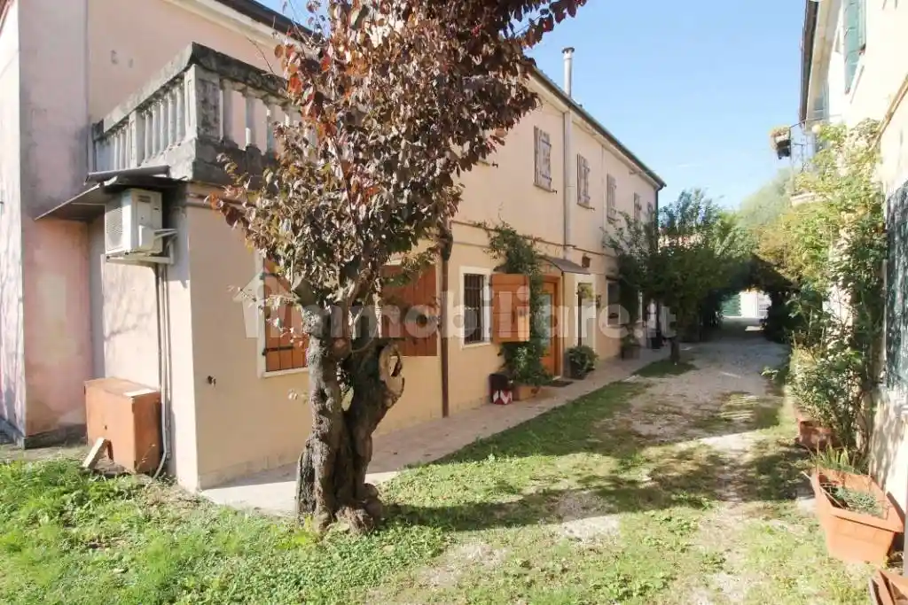 Appartamento in vendita a Padova