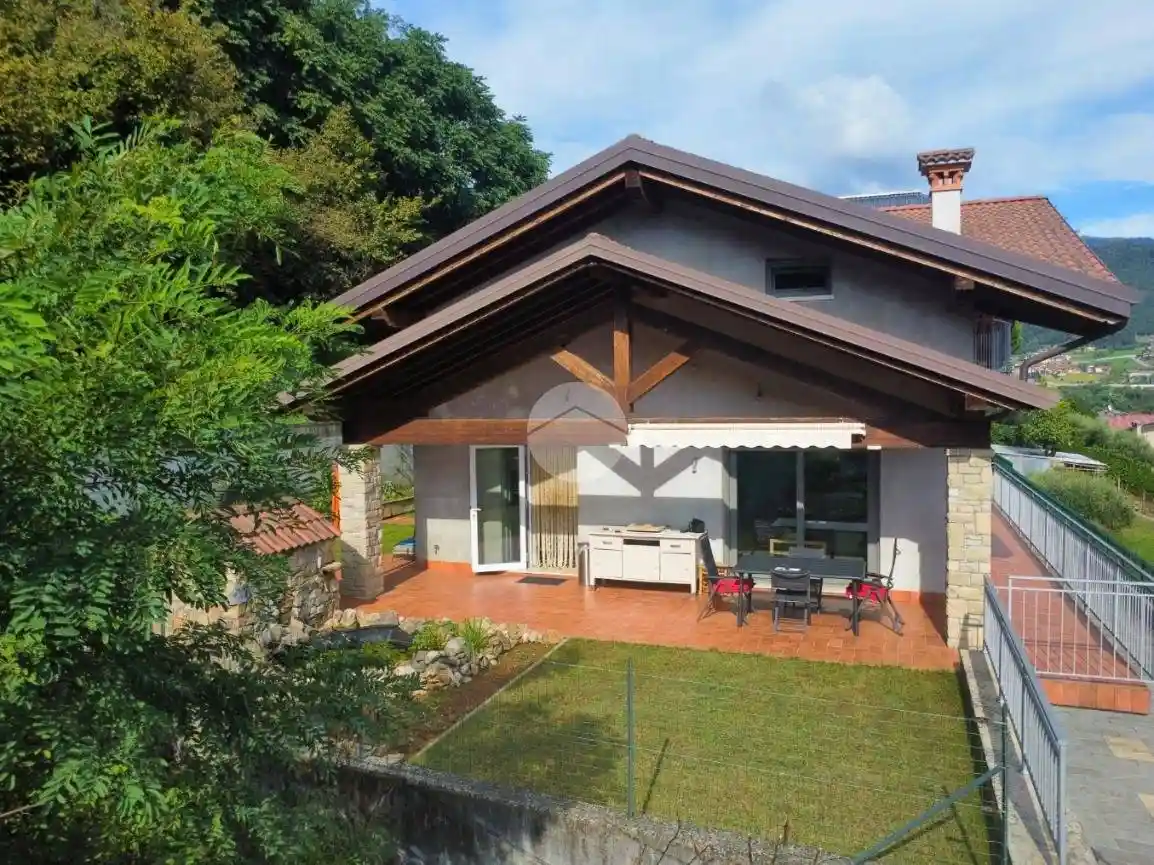 Villa in vendita a Villongo