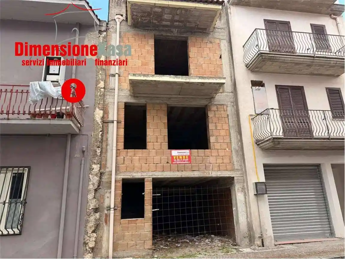 Terratetto unifamiliare via vitttorio emanuele, 230, Mugnano del Cardinale - foto 2