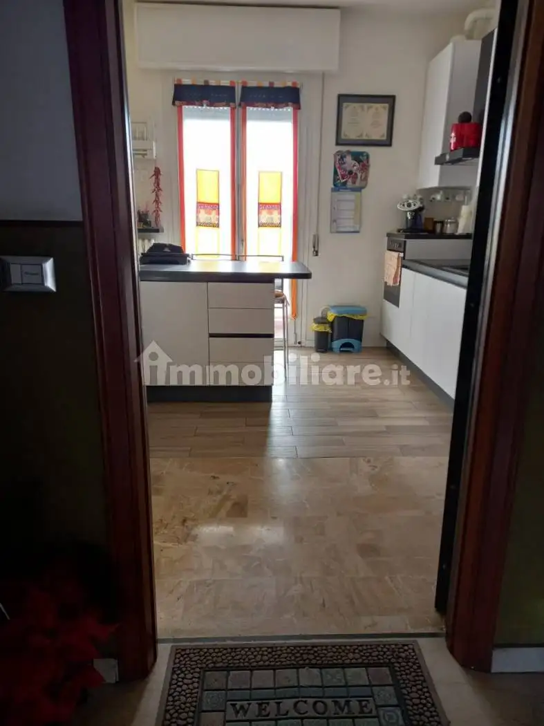 Trilocale via E. Petitot 10, Centro, Colorno - foto 5