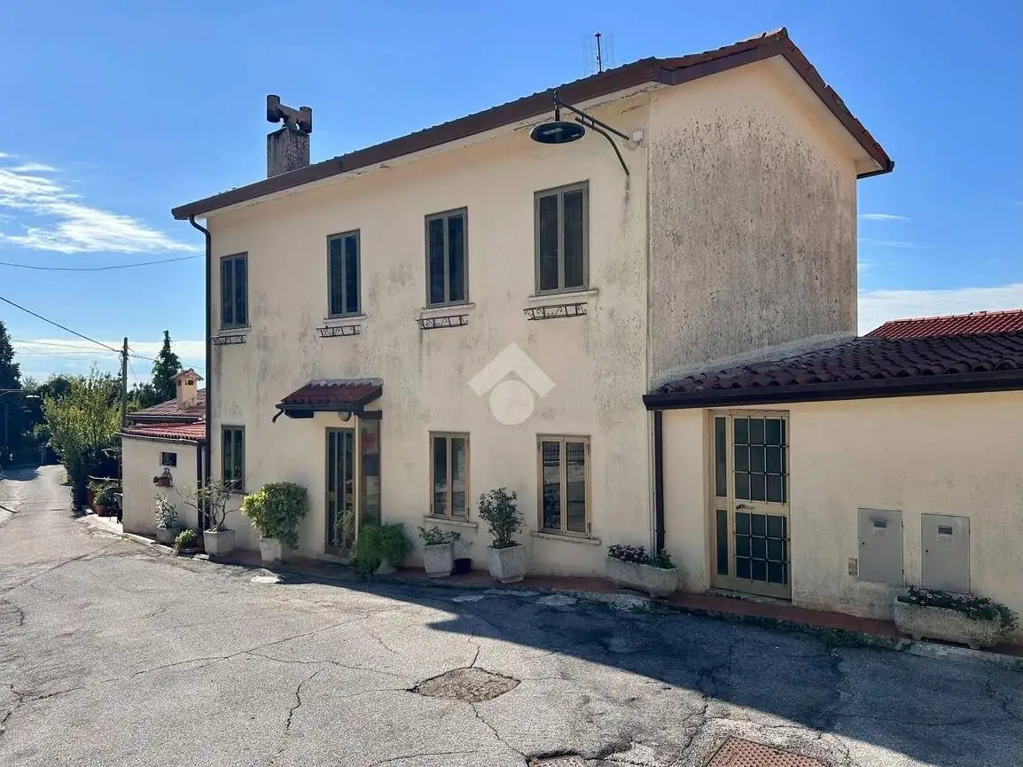 Rustico - Casale in vendita a Pove del Grappa