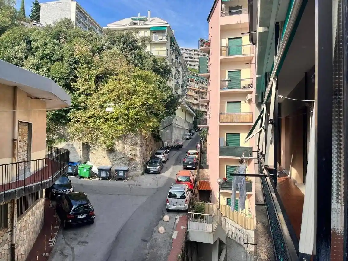 Appartamento in vendita a Genova